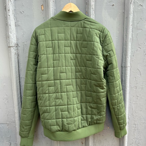 Lululemon Rival Side Bomber, size M - Picture 5 of 15